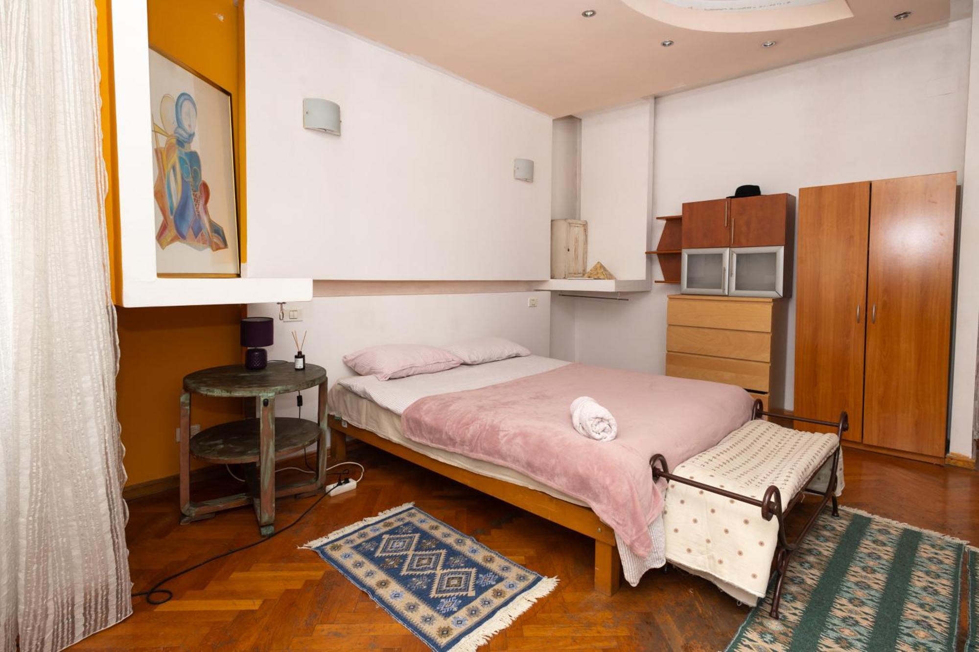 Shared Retro Vintage Luxury Apartment Bucareste Exterior foto