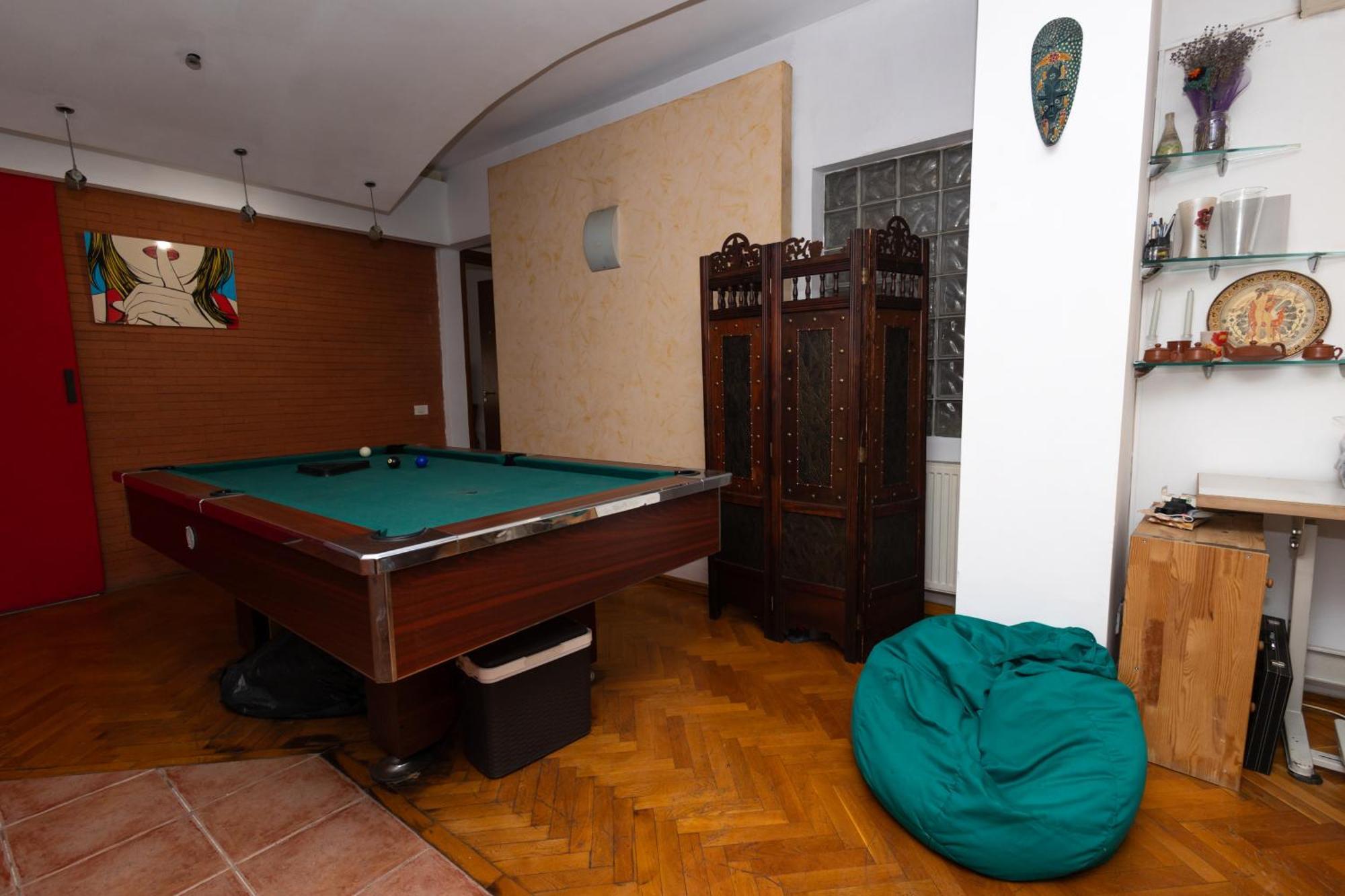 Shared Retro Vintage Luxury Apartment Bucareste Exterior foto